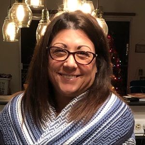 Meet your Posher, Lori